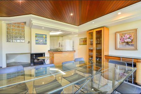 10_photo/94dce3b8a5.1ec89c7cbdfc8b9a-ATLAS-80f45253-d429-4fd3-b880-3c4ee7fb7527.jpg de casa à venda com 5 quartos, 604m² em Campina do Siqueira, Curitiba