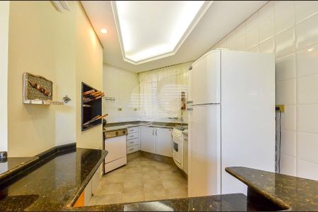 5_photo/94dce3b8a5.1ec89c7cbdfc8b9a-ATLAS-b17891e8-6b3a-4c19-91be-916907c1a87a.jpg de casa à venda com 5 quartos, 604m² em Campina do Siqueira, Curitiba