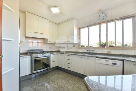 11_photo/94dce3b8a5.1ec89c7cbdfc8b9a-ATLAS-c5339024-0dcb-4666-925b-6c71425bfe64.jpg de casa à venda com 5 quartos, 604m² em Campina do Siqueira, Curitiba