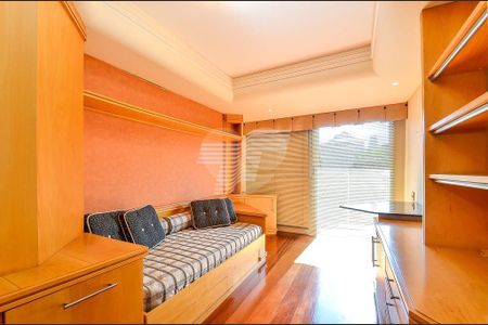 7_photo/94dce3b8a5.1ec89c7cbdfc8b9a-ATLAS-eb621f9e-d2b8-43d5-830e-9a76aaf0a60b.jpg de casa à venda com 5 quartos, 604m² em Campina do Siqueira, Curitiba