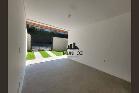 12_photo/94dce3b8c9.9be67bb9ae2d716d-ATLAS-c01ac3e8-106e-4e9b-988a-d5fb577b5d26.jpg de casa à venda com 3 quartos, 257m² em Campina do Siqueira, Curitiba