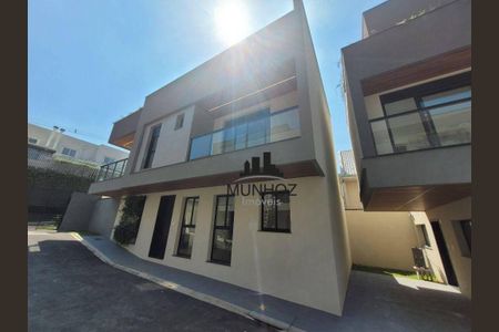 6_photo/94dce3b8c9.9be67bb9ae2d716d-ATLAS-fa0e856a-0727-474d-8107-55f727258d32.jpg de casa à venda com 3 quartos, 257m² em Campina do Siqueira, Curitiba