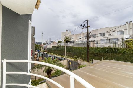 9_photo/94dce3b8cd.1168d7f35de77434-ATLAS-5cca5d40-76aa-418d-8b84-8d566eee9d8c.jpg de casa à venda com 3 quartos, 263m² em Campina do Siqueira, Curitiba