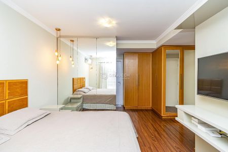 13_photo/94dce3b8cd.1168d7f35de77434-ATLAS-84b78211-e10c-4379-91db-3187e628b2ae.jpg de casa à venda com 3 quartos, 263m² em Campina do Siqueira, Curitiba