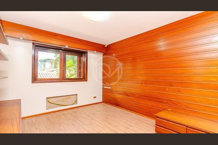 5_photo/94dce3b8e3.93b8fa184532727f-ATLAS-2998a313-78db-4c34-9f27-bd4fc65ada0a.jpg de casa à venda com 6 quartos, 395m² em Seminário, Curitiba