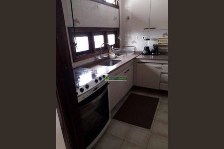 11_photo/94dce3b955.241aa70ccaeb9f1b-ATLAS-4306b4a6-e184-482a-beb0-e40260e95b15.jpg de casa à venda com 3 quartos, 206m² em Seminário, Curitiba