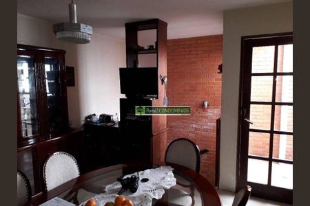 9_photo/94dce3b955.241aa70ccaeb9f1b-ATLAS-8f9f4e20-1424-4847-b92d-c6007e5a6398.jpg de casa à venda com 3 quartos, 206m² em Seminário, Curitiba