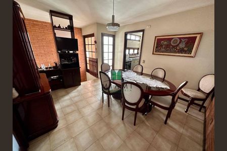 11_photo/94dce3b955.3275b87ea2a9b363-ATLAS-12e7a84d-e93e-4e71-b462-09f1a5894d82.jpg de casa à venda com 3 quartos, 207m² em Seminário, Curitiba