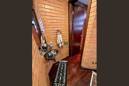 12_photo/94dce3b955.3275b87ea2a9b363-ATLAS-a09c69c3-4890-4eab-ad32-0e21ce2cea11.jpg de casa à venda com 3 quartos, 207m² em Seminário, Curitiba