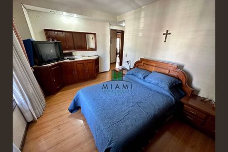 9_photo/94dce3b955.3275b87ea2a9b363-ATLAS-ceb116f1-11e6-46bf-b434-eac359879205.jpg de casa à venda com 3 quartos, 207m² em Seminário, Curitiba