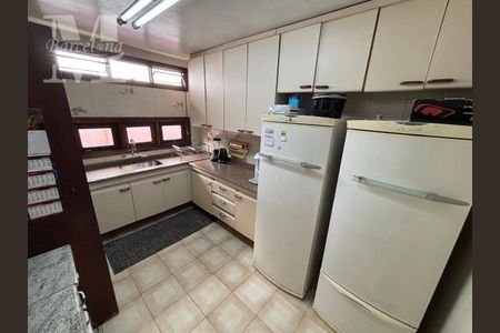 9_photo/94dce3b955.b2c1f66c79c6256c-ATLAS-1bc77a1a-7f15-42e3-aef9-e177094a9a61.jpg de casa à venda com 3 quartos, 206m² em Seminário, Curitiba