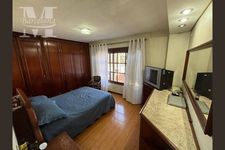 12_photo/94dce3b955.b2c1f66c79c6256c-ATLAS-35aa4811-b262-4887-962b-bf2115a4f9e7.jpg de casa à venda com 3 quartos, 206m² em Seminário, Curitiba
