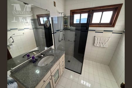 19_photo/94dce3b955.b2c1f66c79c6256c-ATLAS-d832e5f2-9846-434b-8a5c-0ef94954b17f.jpg de casa à venda com 3 quartos, 206m² em Seminário, Curitiba