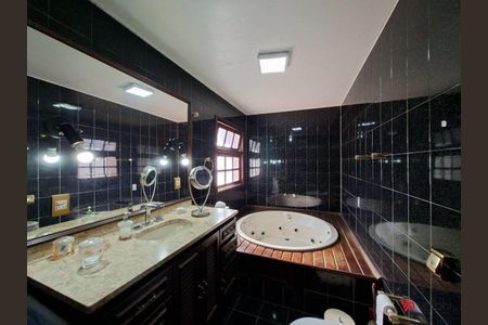 4_photo/94dce3b955.f5fd7356d614959c-ATLAS-a4737bc4-06fc-43f1-903e-5e859ee9e87e.jpg de casa à venda com 3 quartos, 206m² em Seminário, Curitiba