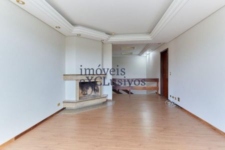 8_photo/94dce3b9ab.821bca6a381fcd78-ATLAS-480eef43-2458-4fa5-95cd-141d082df83f.jpg de casa à venda com 3 quartos, 420m² em Seminário, Curitiba