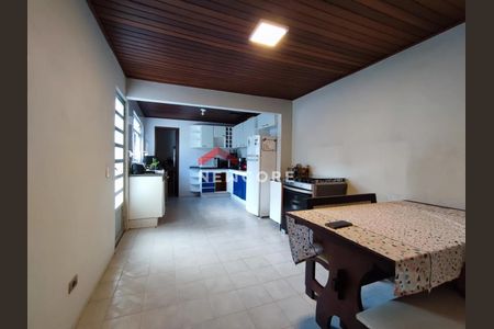24_photo/94dce3ba83.dd810fae21d85007-ATLAS-bd09f564-4bea-4a4f-a00e-f71dfb326d73.jpg de casa à venda com 3 quartos, 257m² em Campo Comprido, Curitiba