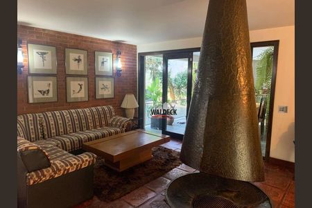 4_photo/94dce3bb0f.3a9dc93bc25fc63d-ATLAS-1bffe6f6-0e84-4d41-bdef-da0aeade2cde.jpg de casa à venda com 3 quartos, 646m² em Seminário, Curitiba