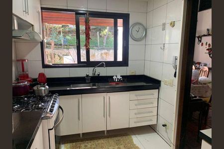 8_photo/94dce3bb0f.3a9dc93bc25fc63d-ATLAS-7ce9a2b9-0150-4b68-9606-9cdeaf61121d.jpg de casa à venda com 3 quartos, 646m² em Seminário, Curitiba