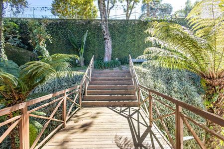 21_photo/94dce3bb1b.d66be7a9b32f9248-ATLAS-991ff70a-15b0-4c12-8e7e-48850b46b6c8.jpg de casa à venda com 5 quartos, 620m² em Seminário, Curitiba