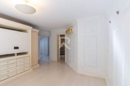 12_photo/94dce3bb6d.20b4babb97b28f5b-ATLAS-23e0ee09-dd83-4f4e-82a2-d5115bcc8c79.jpg de casa à venda com 5 quartos, 690m² em Seminário, Curitiba