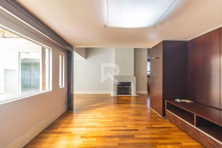 8_photo/94dce3bb6d.20b4babb97b28f5b-ATLAS-3232eda2-3953-4867-9b41-57c4381d14d0.jpg de casa à venda com 5 quartos, 690m² em Seminário, Curitiba