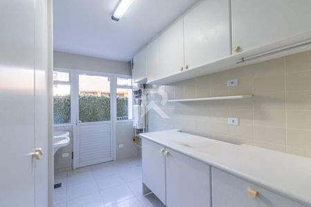 2_photo/94dce3bb6d.20b4babb97b28f5b-ATLAS-4baa1c3f-2e37-4ee8-b0b0-2976f66b0c19.jpg de casa à venda com 5 quartos, 690m² em Seminário, Curitiba