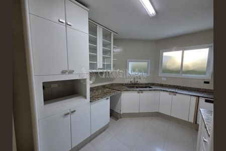 10_photo/94dce3bb6d.cfa2221be0e4e06f-ATLAS-290b2d6e-e2b1-41c2-a685-39f706db305e.jpg de casa à venda com 5 quartos, 690m² em Seminário, Curitiba