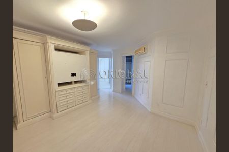 11_photo/94dce3bb6d.cfa2221be0e4e06f-ATLAS-2d87f0c9-386b-47c1-b8d7-2e3636b6d5e5.jpg de casa à venda com 5 quartos, 690m² em Seminário, Curitiba