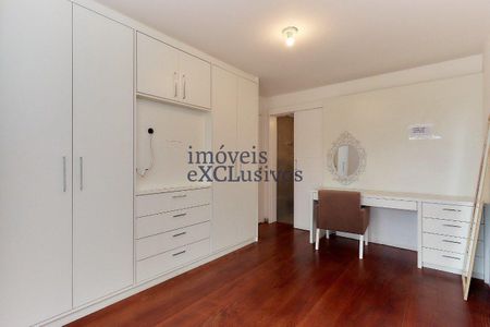 1_photo/94dce3bb97.fc71c6367f0f28fd-ATLAS-09ea0c86-06af-4cc6-b9cc-2ca2becc1e95.jpg de casa à venda com 3 quartos, 320m² em Seminário, Curitiba