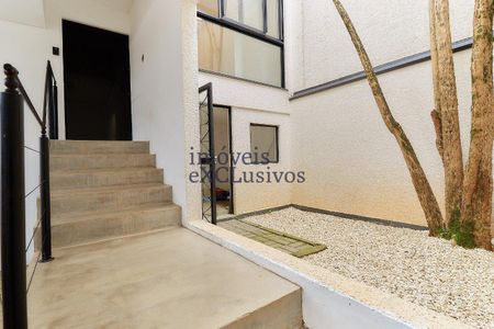 11_photo/94dce3bb97.fc71c6367f0f28fd-ATLAS-c7e13c9c-d64d-440a-8ca1-3367513f698d.jpg de casa à venda com 3 quartos, 320m² em Seminário, Curitiba