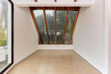 9_photo/94dce3bb97.fc71c6367f0f28fd-ATLAS-d4f4242c-2b56-4bcc-a53e-ae2b77f64cca.jpg de casa à venda com 3 quartos, 320m² em Seminário, Curitiba