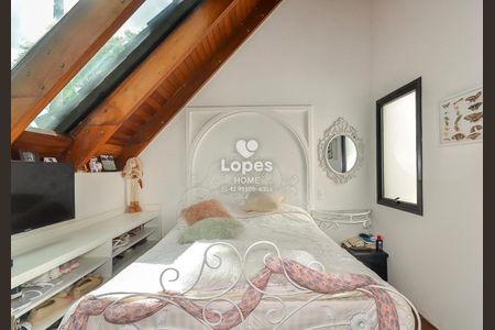 12_photo/94dce3bbc1.49c40a4e0c1b1036-ATLAS-201d6e1d-d96e-454c-bc24-734ee054e02c.jpg de casa à venda com 3 quartos, 194m² em Seminário, Curitiba