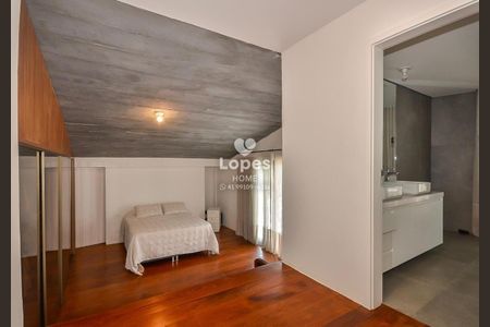 15_photo/94dce3bbc1.49c40a4e0c1b1036-ATLAS-6f1a5fef-6ccd-48be-8750-2671a1e147a8.jpg de casa à venda com 3 quartos, 194m² em Seminário, Curitiba