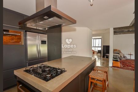 6_photo/94dce3bbc1.49c40a4e0c1b1036-ATLAS-ce374046-ed40-4ad7-91b5-e534a1aa1b0b.jpg de casa à venda com 3 quartos, 194m² em Seminário, Curitiba