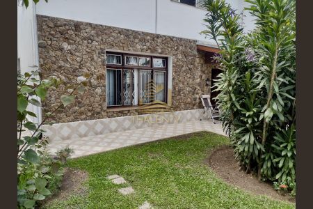 10_photo/94dce3bbef.8a734c1c2a3b006e-ATLAS-9c007e76-1dc5-4946-96f6-d7bee5904117.jpg de casa à venda com 4 quartos, 240m² em Seminário, Curitiba