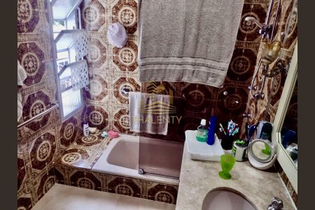 8_photo/94dce3bbef.8a734c1c2a3b006e-ATLAS-fb1644d1-06b6-4a02-b1c6-d475770d4d96.jpg de casa à venda com 4 quartos, 240m² em Seminário, Curitiba