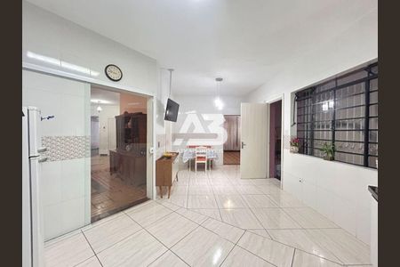 22_photo/94dce3bc5f.1aa5b8f538f3adaf-ATLAS-0076b146-26d7-480c-9664-6ece1c6dd06d.jpg de casa à venda com 3 quartos, 226m² em Seminário, Curitiba