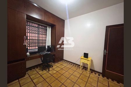 28_photo/94dce3bc5f.1aa5b8f538f3adaf-ATLAS-ed48ac56-68d5-4b58-800a-61300cd054bb.jpg de casa à venda com 3 quartos, 226m² em Seminário, Curitiba