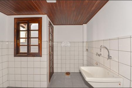 11_photo/94dce3bc7f.833a42e394c467a8-ATLAS-236d3b7e-3cf6-4f4c-a851-4c89d1485472.jpg de casa à venda com 5 quartos, 301m² em Seminário, Curitiba