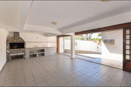 11_photo/94dce3bc7f.833a42e394c467a8-ATLAS-551abc18-401f-4a11-a28a-dd5660d48bb7.jpg de casa à venda com 5 quartos, 301m² em Seminário, Curitiba