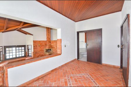 5_photo/94dce3bc7f.833a42e394c467a8-ATLAS-e2db8f55-931f-48ea-8483-ed2b1a90f1c4.jpg de casa à venda com 5 quartos, 301m² em Seminário, Curitiba