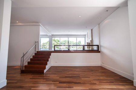 7_photo/94dce3bc9d.dc4c3710a436727e-ATLAS-b400c886-958c-42ff-bf32-eb3c8199dd43.jpg de casa à venda com 5 quartos, 690m² em Seminário, Curitiba