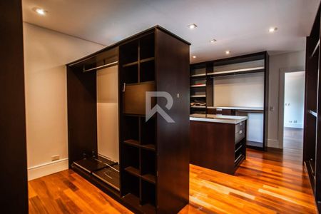 41_photo/94dce3bc9d.dc4c3710a436727e-ATLAS-dca83460-d2f1-466e-9a9a-e110b0f60f2f.jpg de casa à venda com 5 quartos, 690m² em Seminário, Curitiba