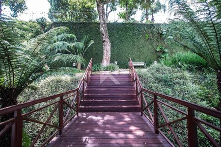 45_photo/94dce3bc9d.dc4c3710a436727e-ATLAS-ece6f4b5-08bc-49ca-af9f-c020d856e5bd.jpg de casa à venda com 5 quartos, 690m² em Seminário, Curitiba