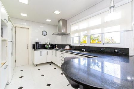 5_photo/94dce3bd33.b88c9f23dde11cca-ATLAS-01e96dbd-5088-4cc4-bbd5-9b0744ccfb6c.jpg de casa à venda com 5 quartos, 1150m² em Seminário, Curitiba