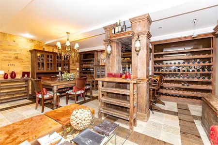 10_photo/94dce3bd33.b88c9f23dde11cca-ATLAS-3dc650af-54f5-4eb1-8347-4f9da9cc2ace.jpg de casa à venda com 5 quartos, 1150m² em Seminário, Curitiba