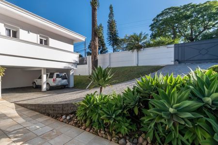 5_photo/94dce3bd33.b88c9f23dde11cca-ATLAS-49cf53b4-93ed-4c28-abcd-5b0190c8a605.jpg de casa à venda com 4 quartos, 1150m² em Seminário, Curitiba