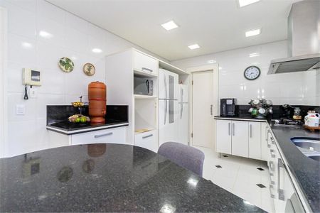 6_photo/94dce3bd33.b88c9f23dde11cca-ATLAS-9f15cddd-3bd0-4567-93ee-930bf70e919e.jpg de casa à venda com 5 quartos, 1150m² em Seminário, Curitiba