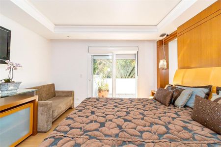 11_photo/94dce3bd33.b88c9f23dde11cca-ATLAS-a33cda0e-137c-41a4-bb41-e80984dea62d.jpg de casa à venda com 5 quartos, 1150m² em Seminário, Curitiba