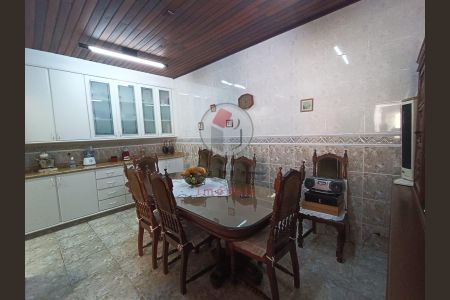 11_photo/94dce3beb9.aee49e73b172d5f5-ATLAS-26677f96-15ea-438a-9f82-d7c2fd85b17d.jpg de casa à venda com 3 quartos, 300m² em Seminário, Curitiba